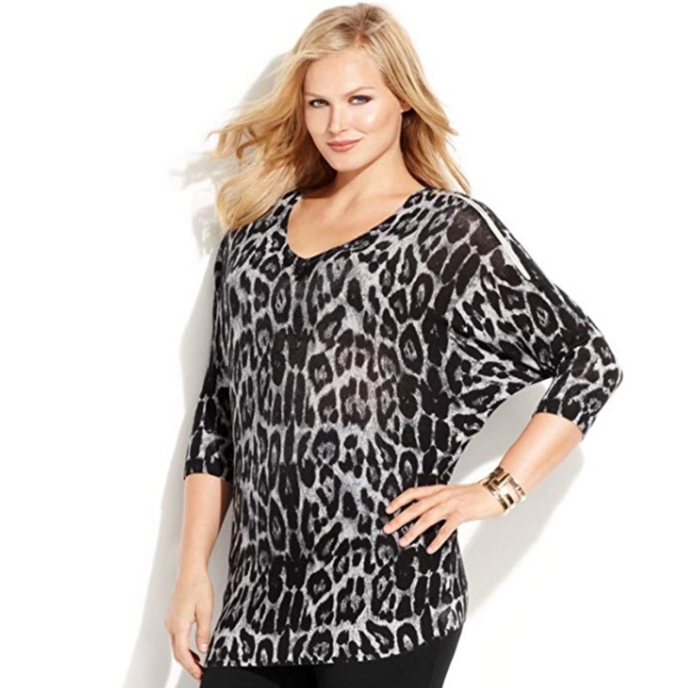 Plus Size Animal Print Zip Sleeves Sweater - Picture 2 of 2